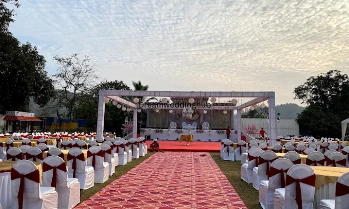 Monalisa Lawn And Banquet